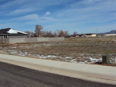 1318 W 275 S unit II, Parowan, UT 84761 - photo 2