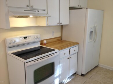 2571 Sandusky Ave E, Jacksonville, FL 32216 - photo 5