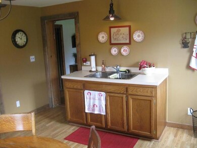 18284 Backbone Rd W, Princeton, IL 61356 - photo 6