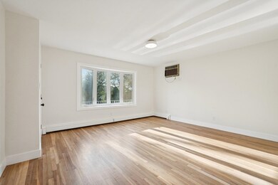 43 Edwards Ct, Bayonne, NJ 07002 - photo 7