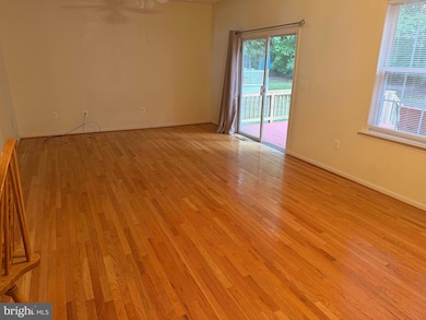 11792 Wollaston Cir, Swan Point, MD 20645 - photo 6