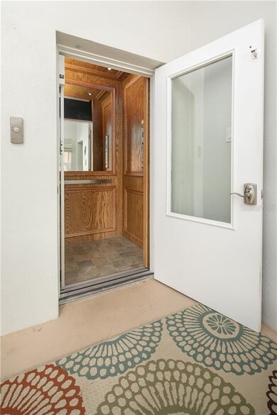 7700 Bayshore Dr, Treasure Island, FL 33706 - photo 7