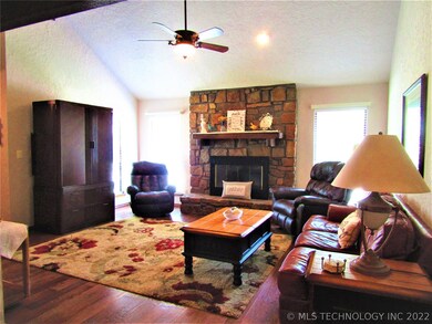 2708 S Elder Ave, Broken Arrow, OK 74012 - photo 5