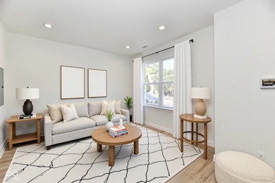 246 N Randolph St, Indianapolis, IN 46201 - photo 5