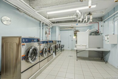 Bay Terrace Cooperative Section XII, Inc. unit 5F, Bayside, NY 11360 - photo 5