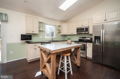 529 Carol Ave, Gambrills, MD 21054 - photo 7