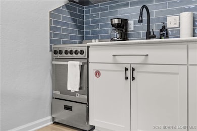 New Range/Oven and kitchen faucet