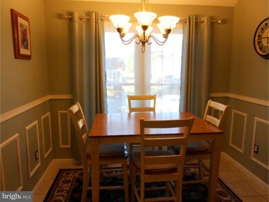 1011 Rill Rd, Reading, PA 19606 - photo 5