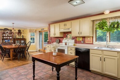 15 Fieldcrest Dr, Bridgewater, MA 02324 - photo 3