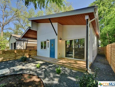 2104 Haskell St unit A, Austin, TX 78702 - photo 3