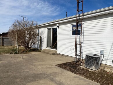 1099 E Pleasant Dr, Greensburg, IN 47240 - photo 4