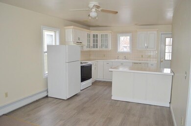 71 Tremont St unit 2, Taunton, MA 02780 - photo 3
