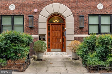 1220 N St NW unit 3B, Washington, DC 20005 - photo 3