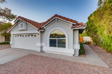 3872 W Folley Chandler AZ-print-003-006-
