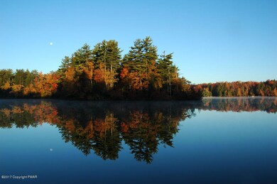 4-Fall-Lake-Reflection