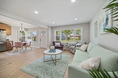 791 N Michigan St, Elmhurst, IL 60126 - photo 4