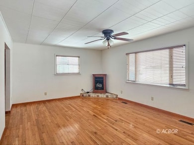 1115 Ohio 850, Bidwell, OH 45614 - photo 2