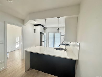 191-04 39th Ave unit 1st Fl, Flushing, NY 11358 - photo 5