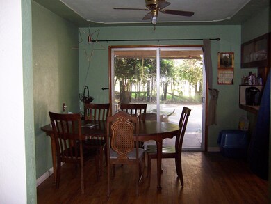 Live Oak Dining 2