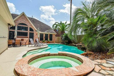 8123 Copper Shore Cir, Houston, TX 77095 - photo 2