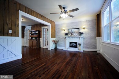 307 E Maple Rd, Linthicum Heights, MD 21090 - photo 4