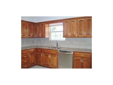 The perfect kitchen with granite countertops, cera