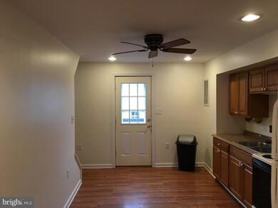 15 Oregon St, Mercersburg, PA 17236 - photo 4