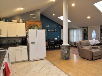 1813 W Shore Rd, Warwick, RI 02889 - photo 2