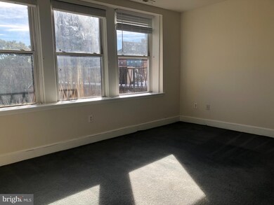 527 N Charles St unit 3, Baltimore, MD 21201 - photo 3