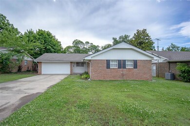 1527 N Pennsylvania Ave, Shawnee, OK 74804 - photo 2