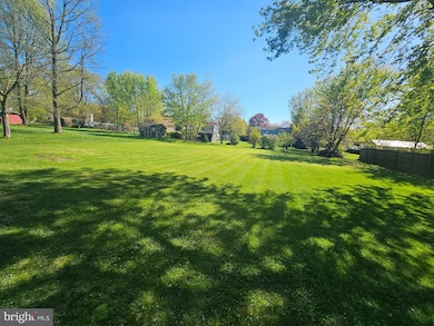 390 Carpenter Ln, Hatfield, PA 19440 - photo 7