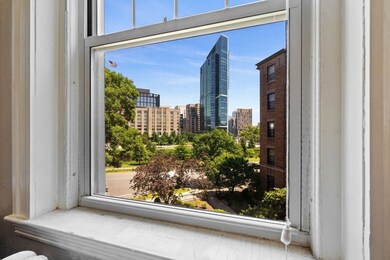 122 Riverway unit 9, Boston, MA 02215 - photo 3