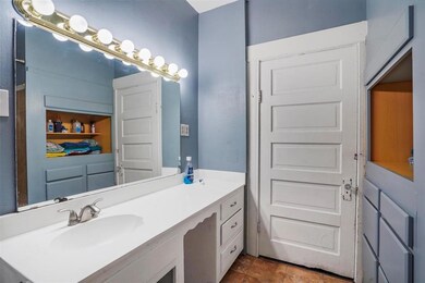 1002 Palo Pinto St, Weatherford, TX 76086 - photo 6