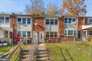 430 Burbank Ct, Halethorpe, MD 21227 - photo 2