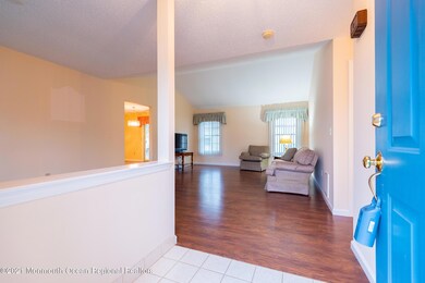 501 Petunia Ln N, Whiting, NJ 08759 - photo 3