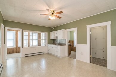 62 Ruggles St unit 1R, Three Rivers, MA 01080 - photo 7