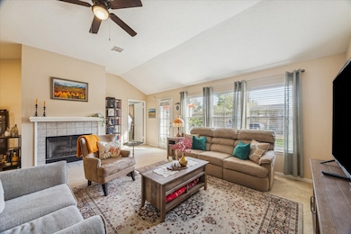 2913 Paisley Meadow Dr, League City, TX 77573 - photo 4