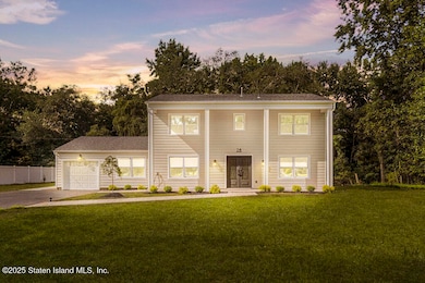 28 Whittier Dr, Manalapan, NJ 07726 - photo 2