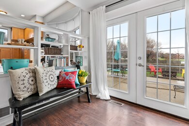 2 Ottawa Ct, Naperville, IL 60563 - photo 7