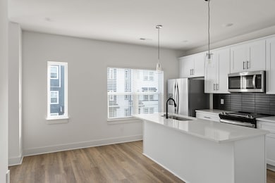 716 N Dupont Ave, Nashville, TN 37115 - photo 2