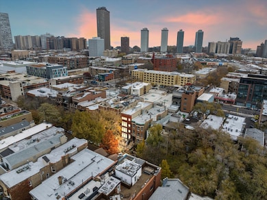 3531 N Reta Ave unit 1, Chicago, IL 60657 - photo 3