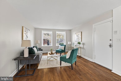 2942 S Columbus St unit A2, Arlington, VA 22206 - photo 4