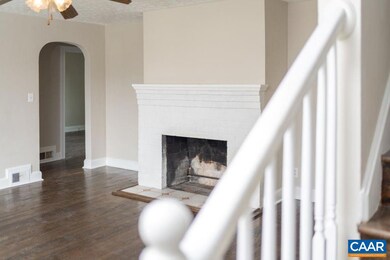 2001 W Main St, Waynesboro, VA 22980 - photo 5