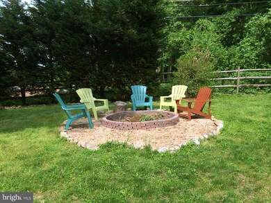 8811 Littlewood Rd, Parkville, MD 21234 - photo 4