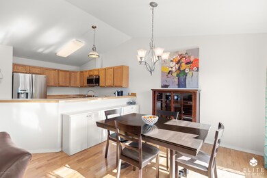 10443RidgeParkDr(14of24)