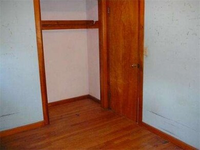 90 Harrow Rd, Springfield, MA 01118 - photo 7