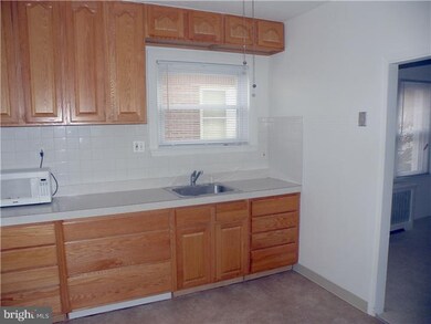 4025 Hartel Ave, Philadelphia, PA 19136 - photo 6