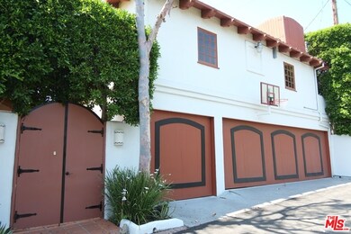 GARAGE W/OFFICE/GYM ABOVE