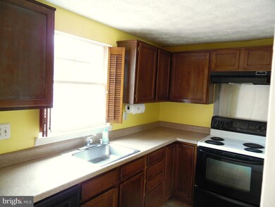 703 Woodbridge Center Way, Edgewood, MD 21040 - photo 7