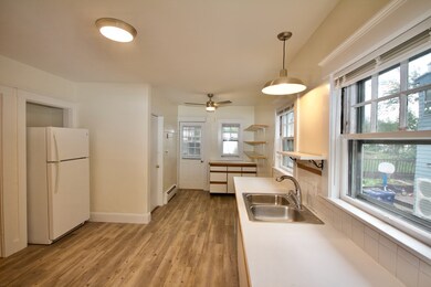 14 Daniels St unit 1, Arlington, MA 02476 - photo 6